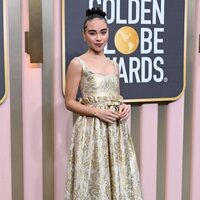 Bailey Bass en la alfombra roja de los Globos de Oro 2023