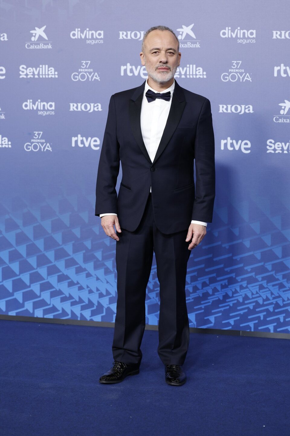 Javier Gutiérrez en la alfombra azul de los Goya 2023