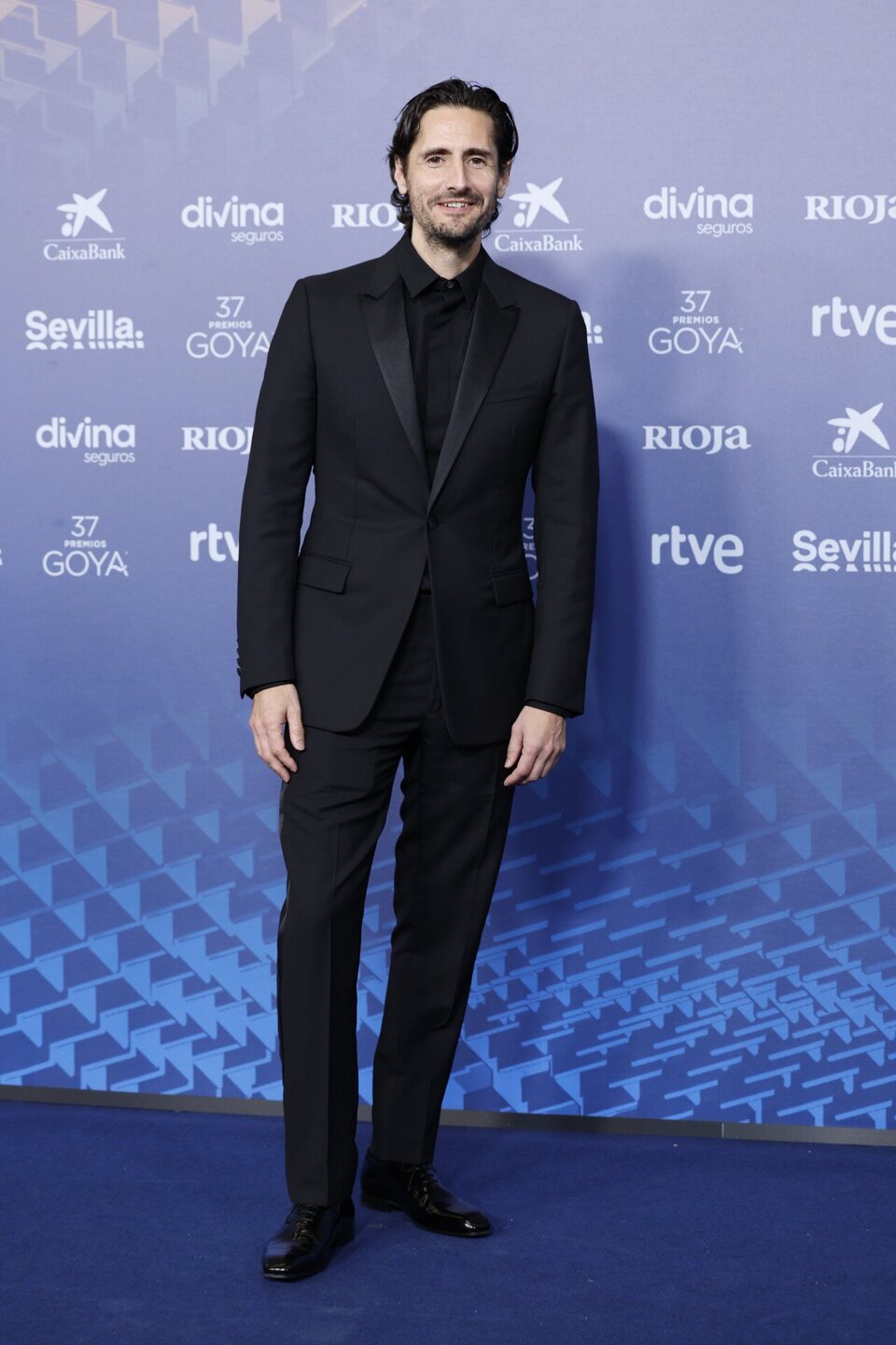 Juan Diego Botto en la alfombra azul de los Goya 2023