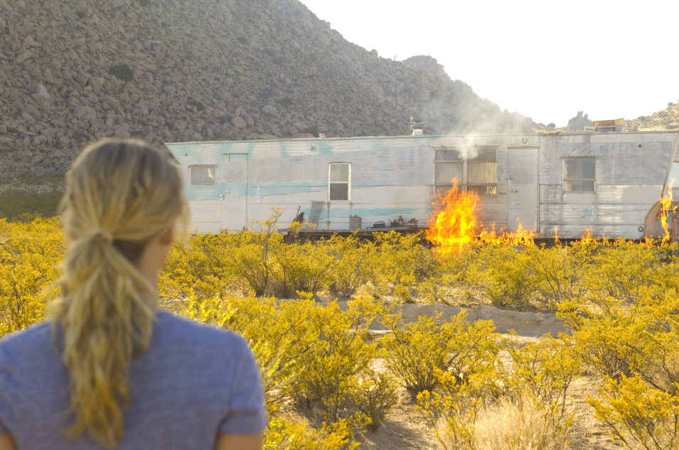 Lejos de la tierra quemada