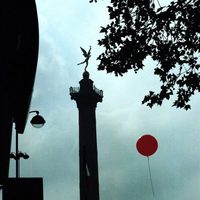 El vuelo del globo rojo