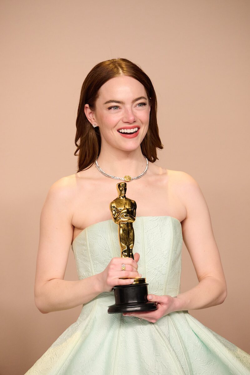 Emma Stone ganadora del Oscar 2024 por 'Pobres criaturas'