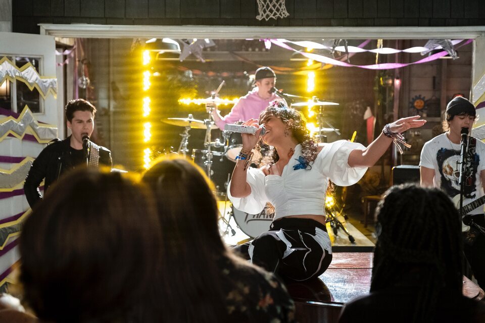 Julie and the Phantoms