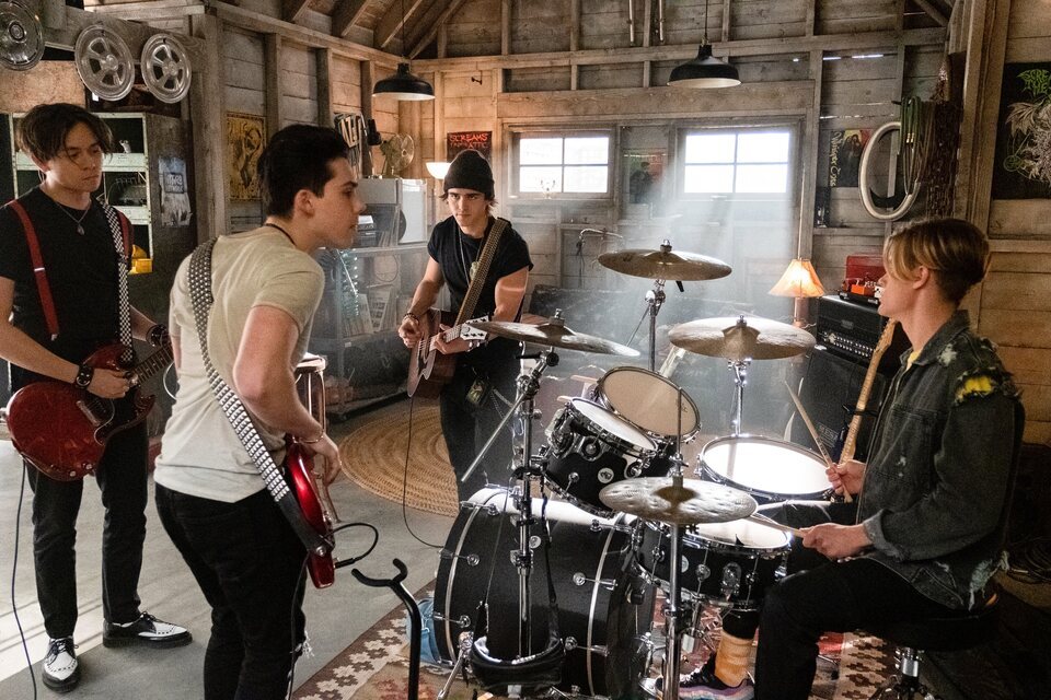 Julie and the Phantoms