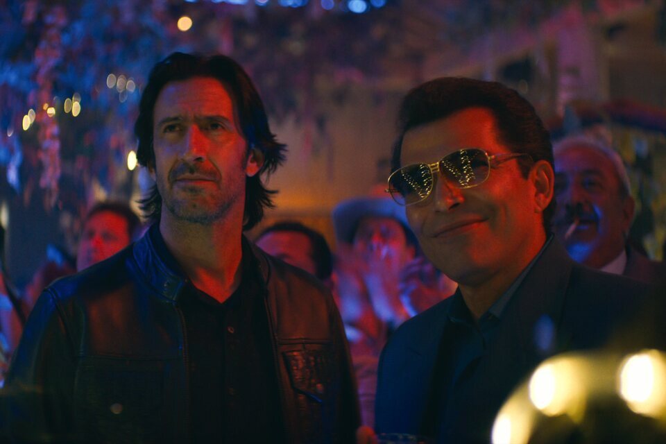 Narcos: México