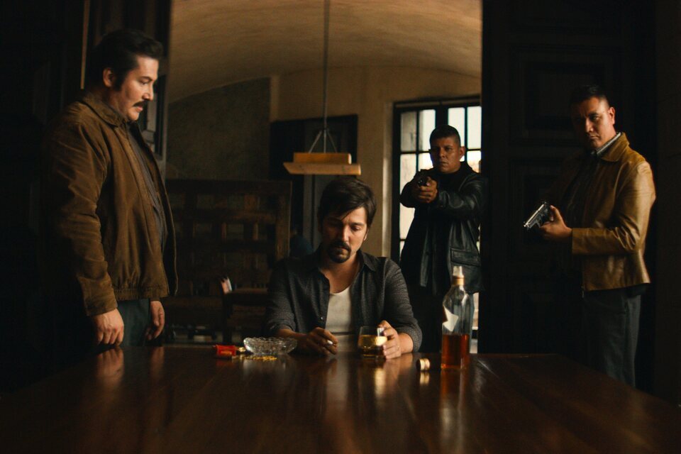 Narcos: México