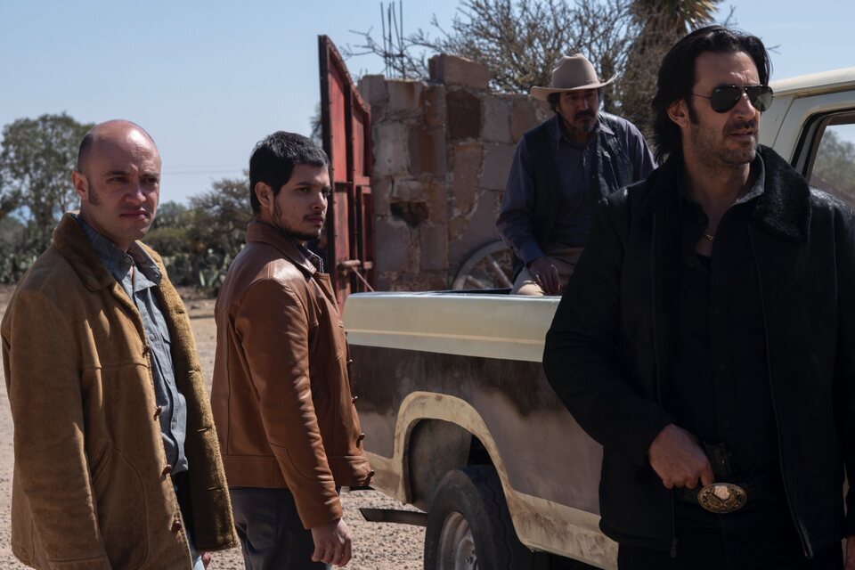 Narcos: México