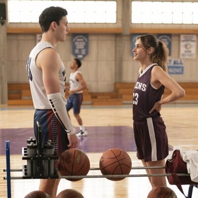 Big Shot: Entrenador de élite