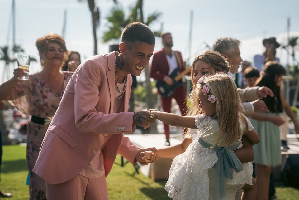 Padre no hay más que uno 4: Campanas de boda