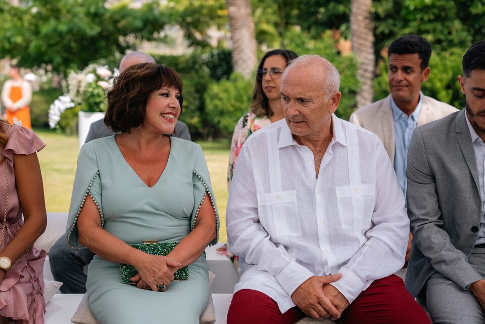 Padre no hay más que uno 4: Campanas de boda