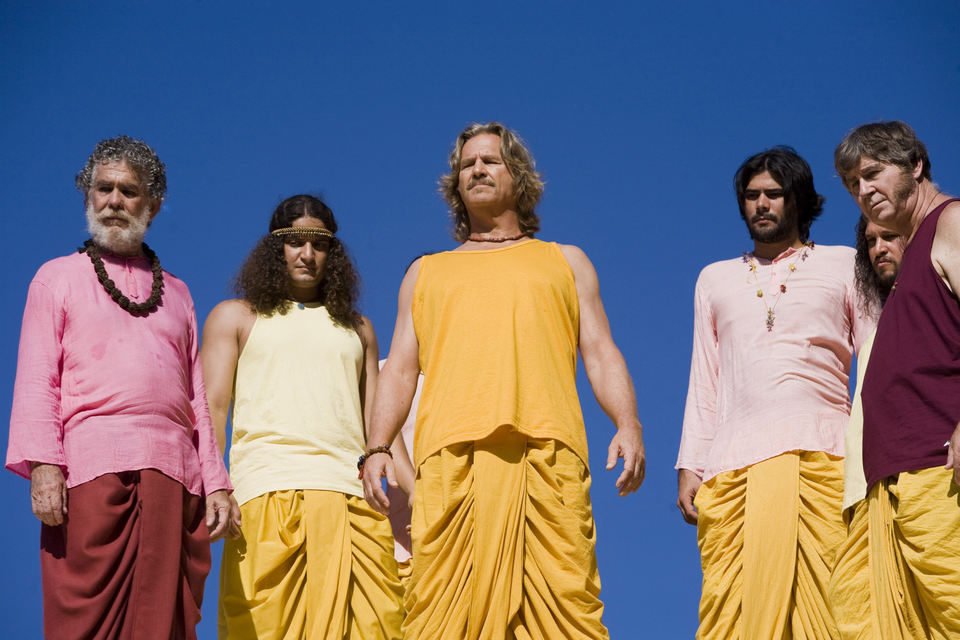 Los hombres que miraban fijamente a las cabras