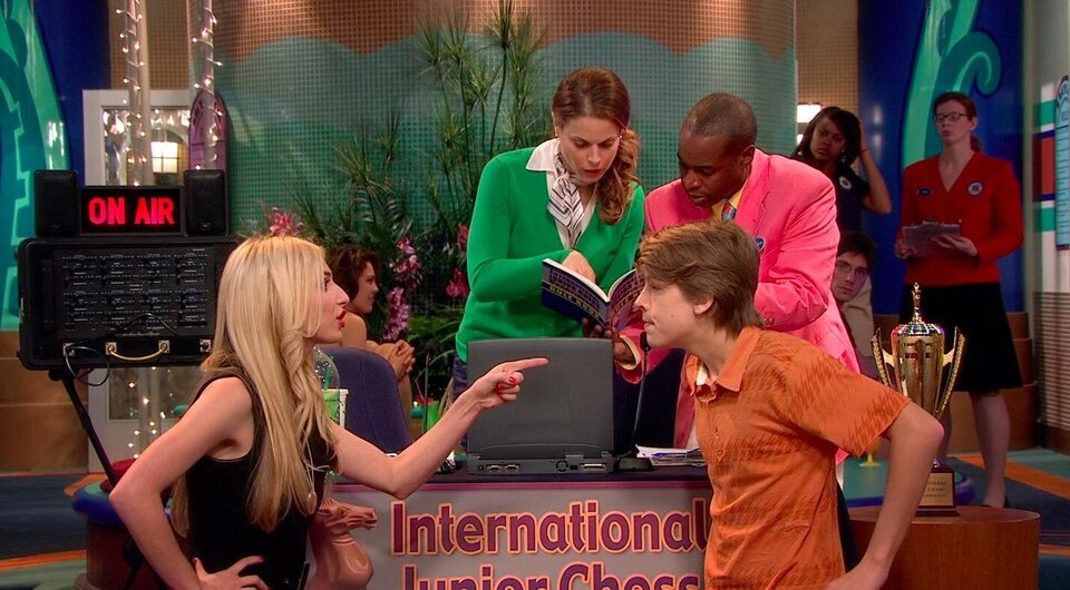 Zack y Cody: Todos a bordo