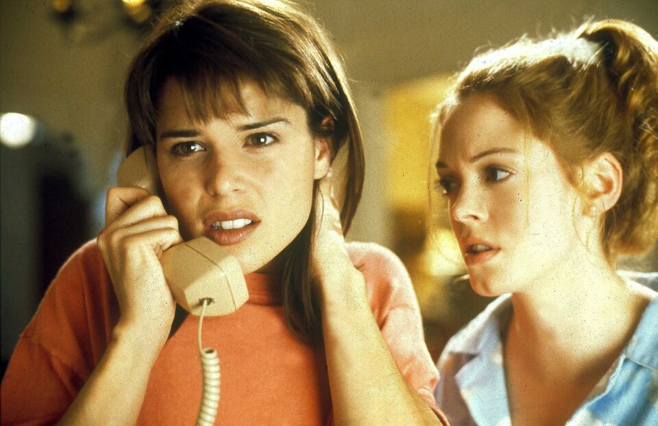 Neve Campbell sigue cogiéndole el teléfono a Ghostface 30 años después