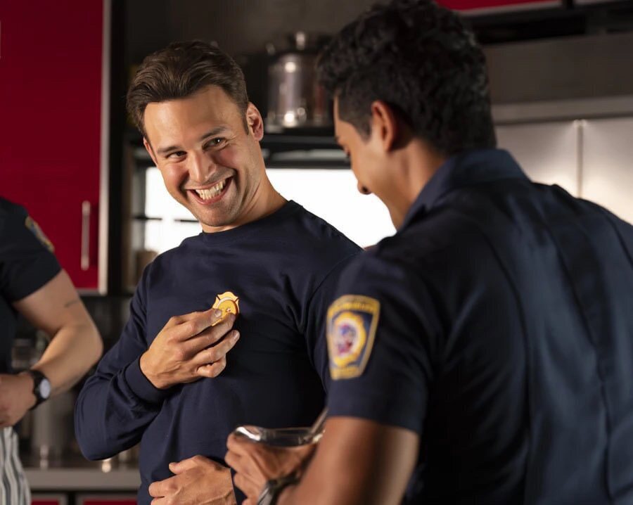 911
