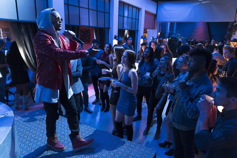 Famous in Love
