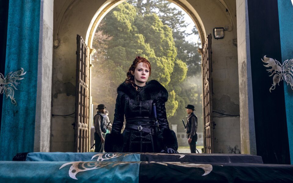 Into the Badlands