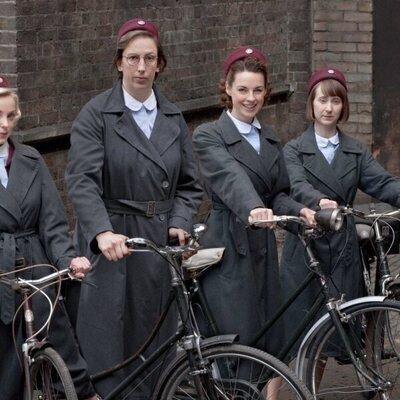 ¡Llama a la comadrona!