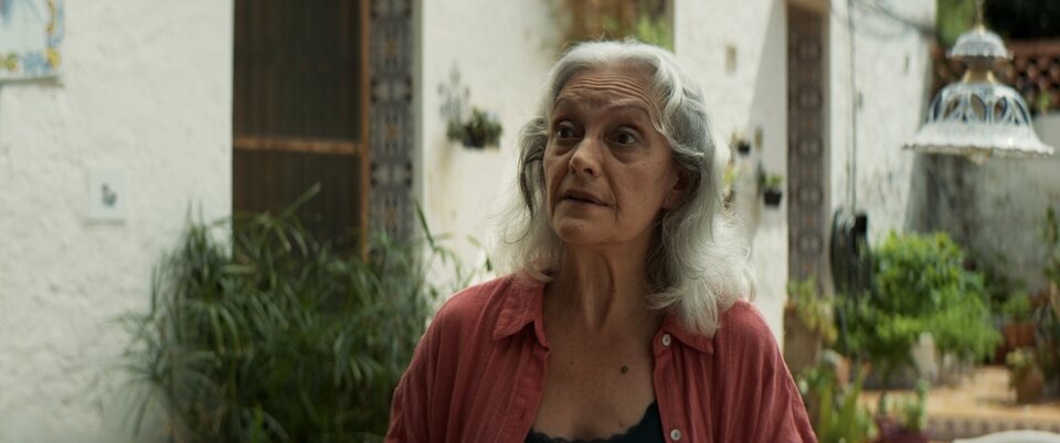 La abuela y el forastero