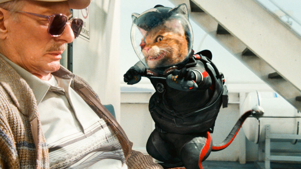 Como perros y gatos: La revancha de Kitty Galore