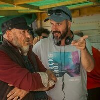No se ahoga por dos actores