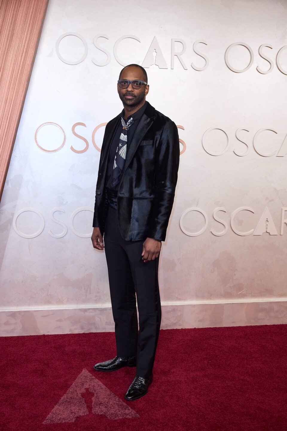 RaMell Ross en la alfombra roja de los Oscar 2025