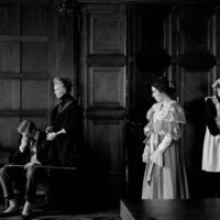 La chica de la aguja