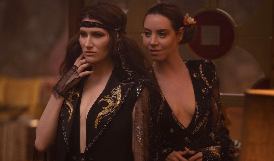 Kathryn Hahn y Aubrey Plaza en