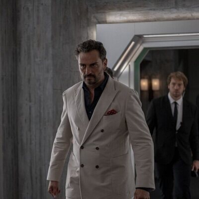 Ladrones: La tiara de Santa Águeda