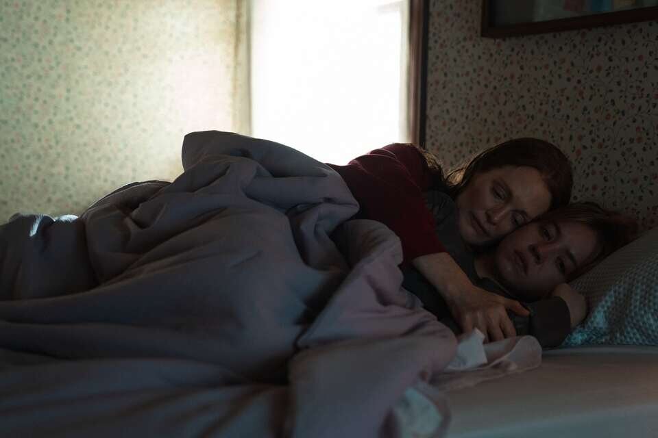Julianne Moore y Sydney Sweeney en 'Echo Valley'