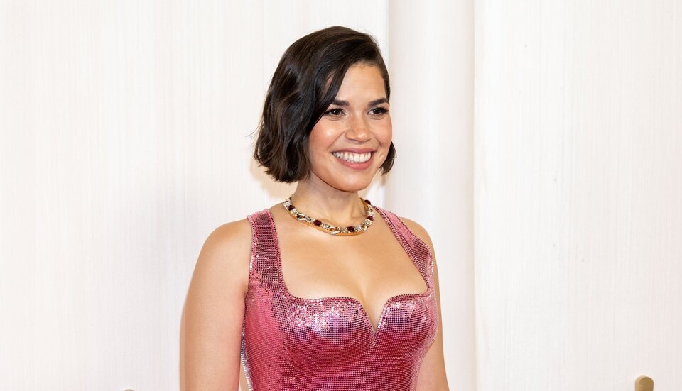 America Ferrera en los Oscar 2024