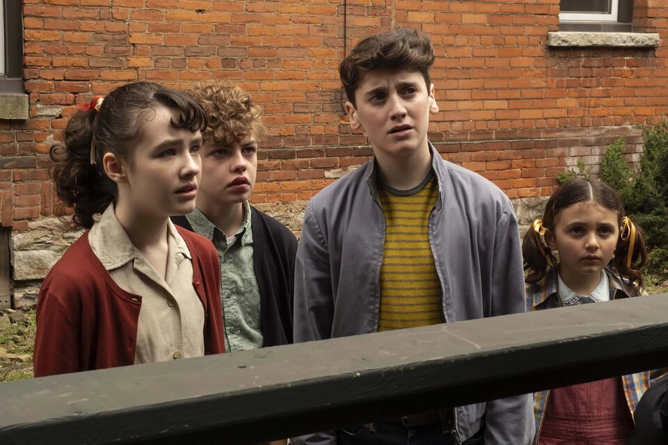 Matilda Lawler, Clara Stack o Mikkal Karim Fidler son algunos de los actores del reparto infantil.