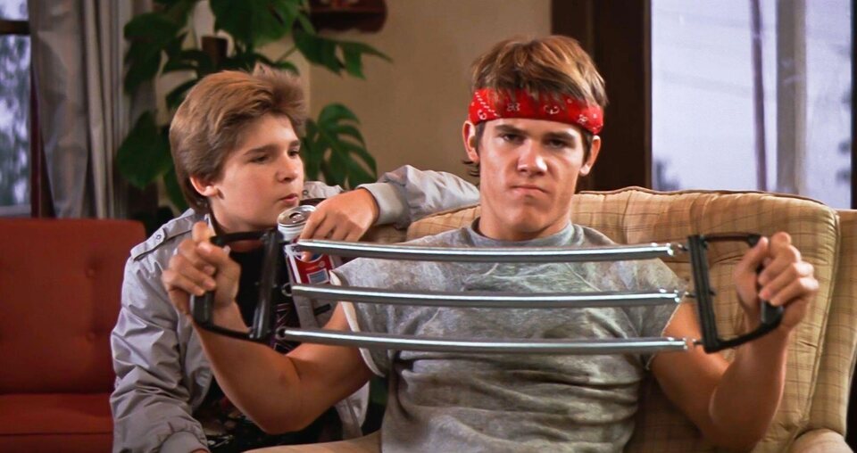 Corey Feldman y Josh Brolin en 'Los Goonies'
