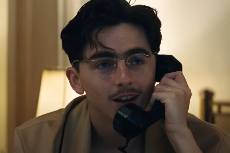 Imágenes del tráiler de 'Marty Supreme', protagonizada por Timothée Chalamet