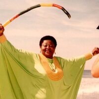 Una mano sola no aplaude