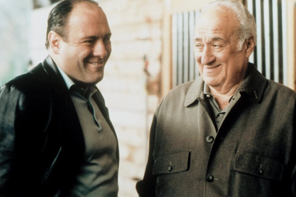 Jerry Adler junto a James Gandolfini en 'Los Soprano'