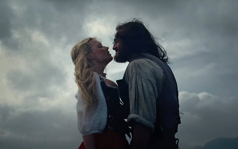 Robbie y Elordi en el teaser de 'Cumbres borrascosas'