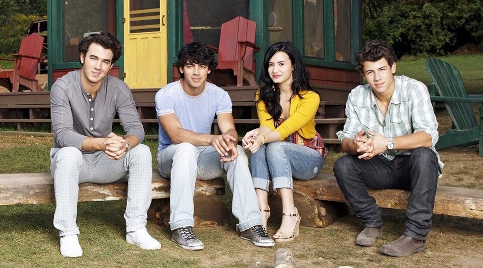 Los Jonas Brothers y Demi Lovato en 'Camp Rock 2: The Final Jam'