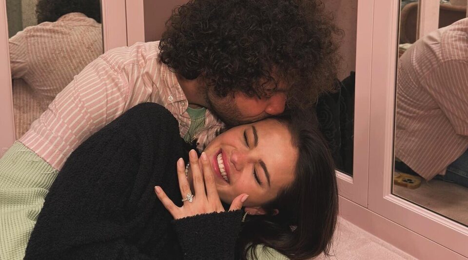 Anuncio del compromiso entre Selena Gomez y Benny Blanco