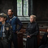 Puñales por la espalda: De entre los muertos