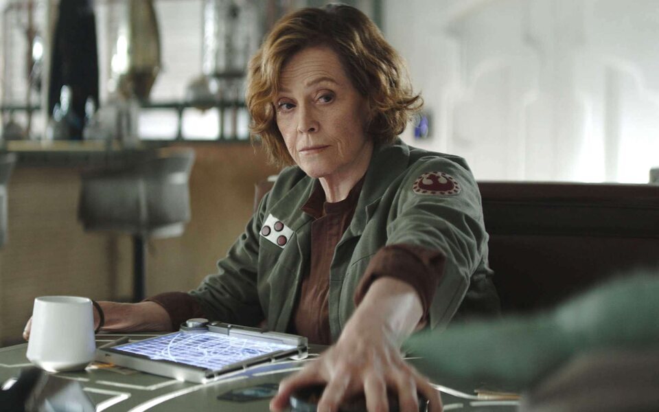 Sigourney Weaver en 'The Mandalorian and Grogu'
