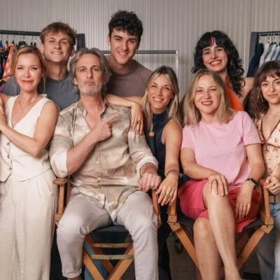 Todos los lados de la cama