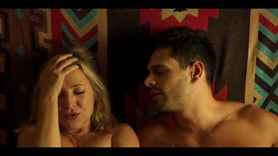 Todos los lados de la cama