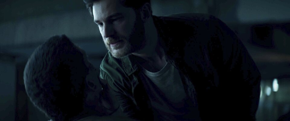 Manu Vega como David en 'Reversión', la ópera prima de Jacob Santana