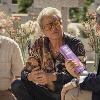 Todos los lados de la cama