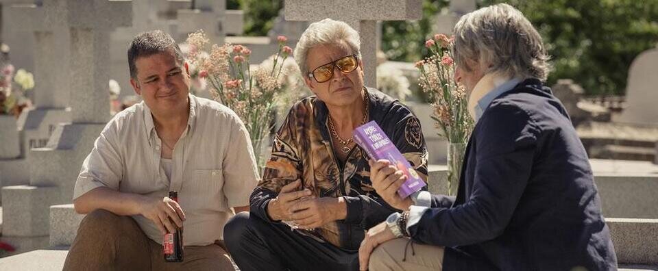 Todos los lados de la cama