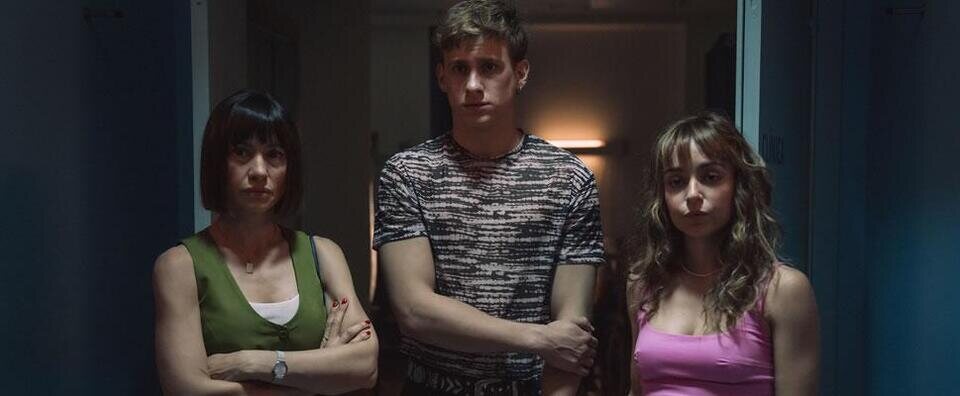 Todos los lados de la cama