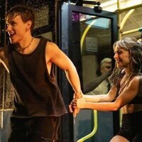 Todos los lados de la cama