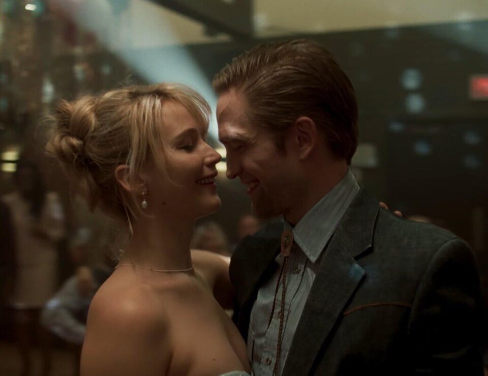 "Me sentí muy cómoda con él": Lawrence sobre las escenas íntimas con Pattinson