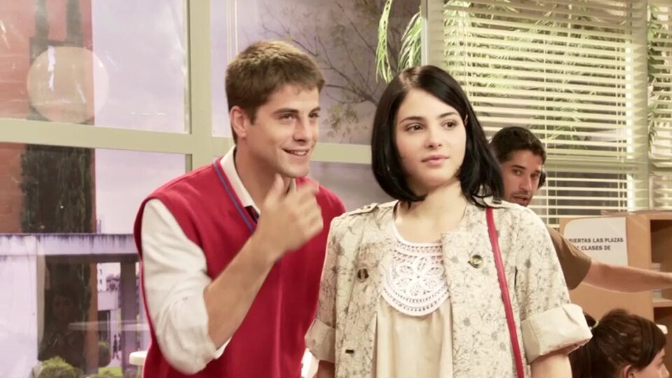 El primer crossover entre 'Física o química' y 'Los protegidos' tuvo lugar en 2010