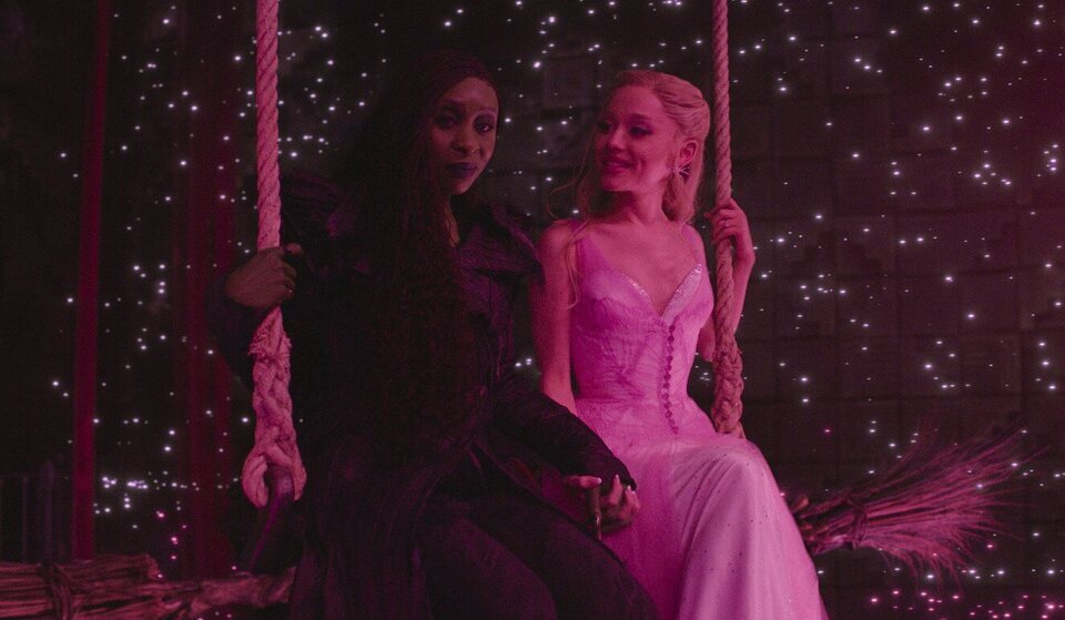 Cynthia y Ariana, Elphaba y Glinda